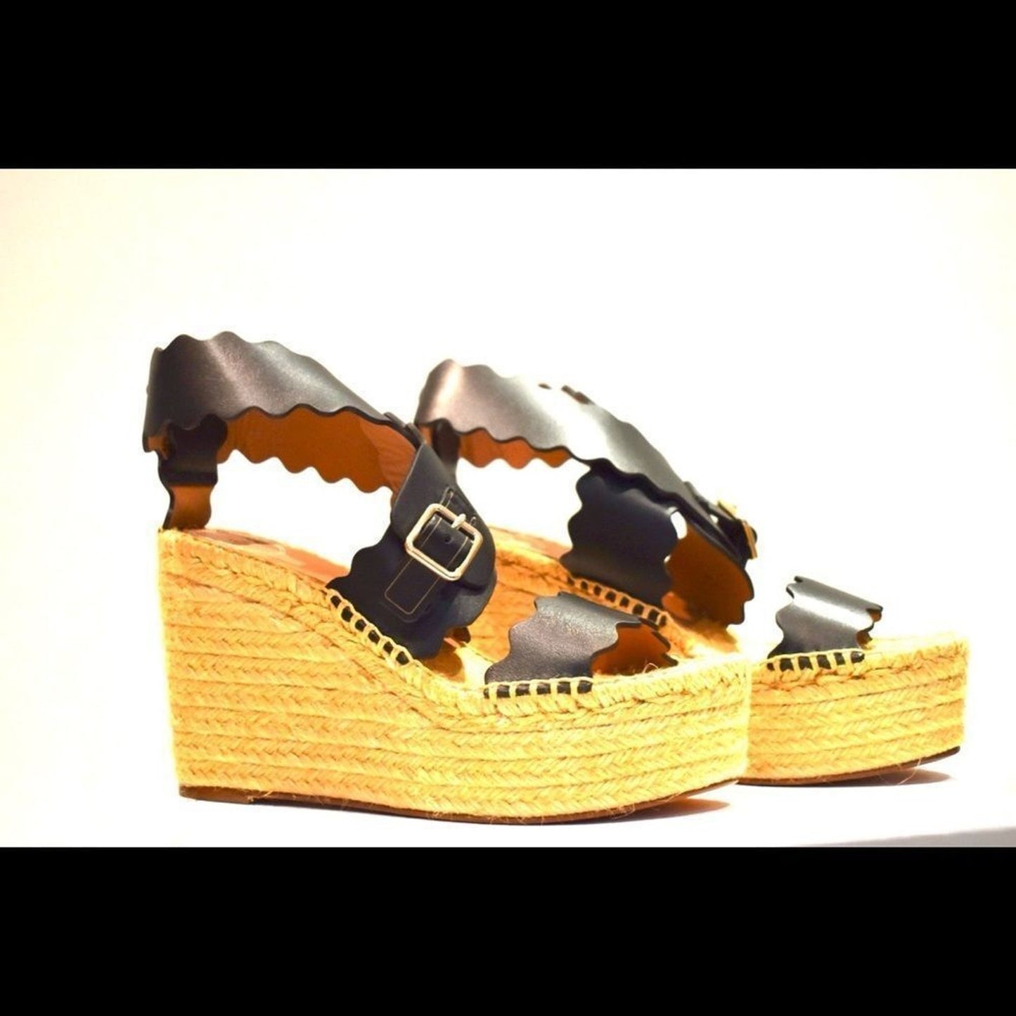 Chloé Lauren Scalloped Leather Wedge Sandal Size 39 US SIZE 9