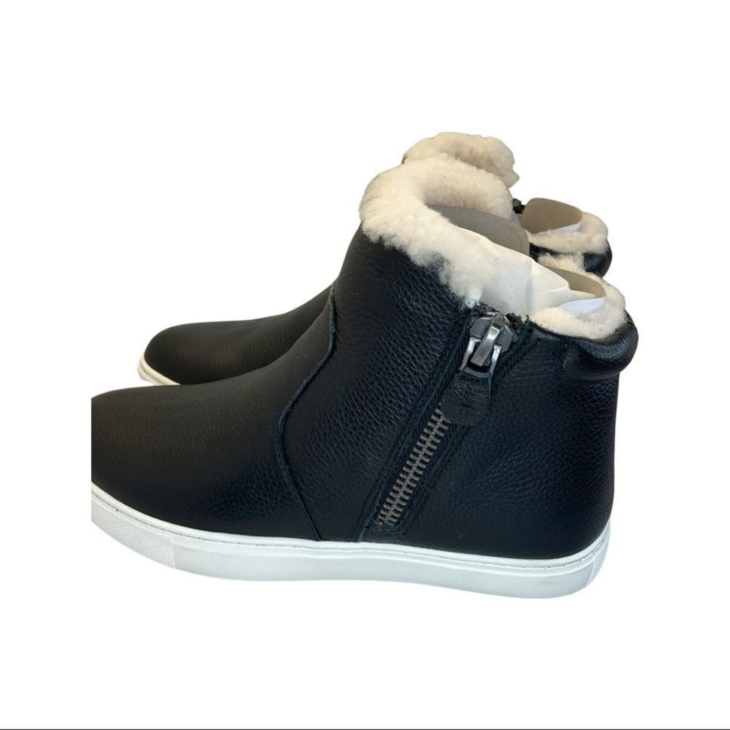 Gentle Souls by Kenneth Kole Carter Cozy Black Leather Sporty Boots Size 5.5