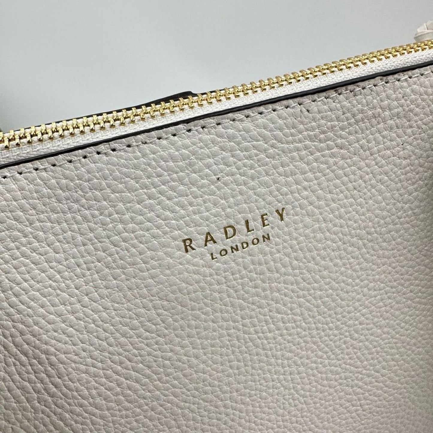 Radley London Silk Street Large Zip Top Shoulder Bag Natural New With Tags