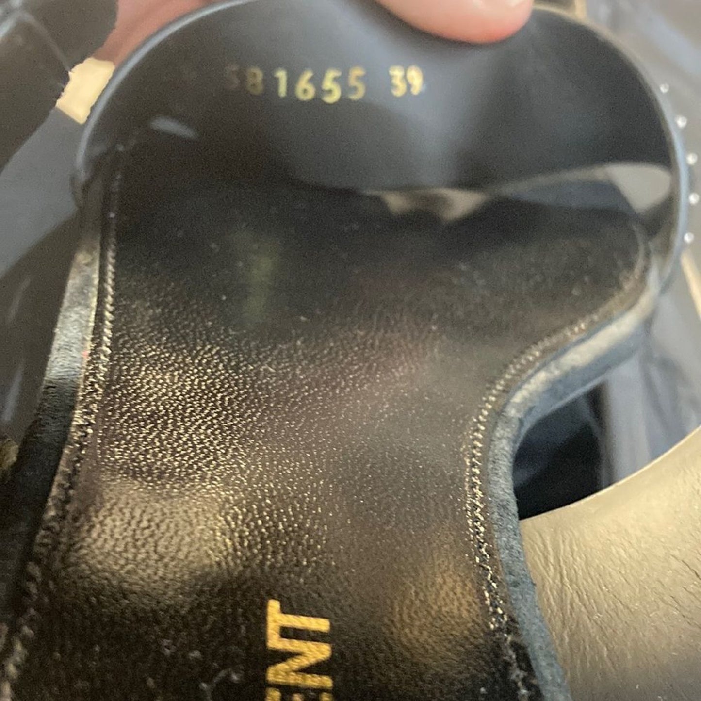 Saint Laurent PEAR BUCK SUEDE SANDAL WOMENS SZ 39 / 9