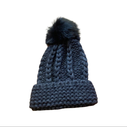 Aqua Brand Woman’s Charcoal Knit Pom Pom Winter Hat